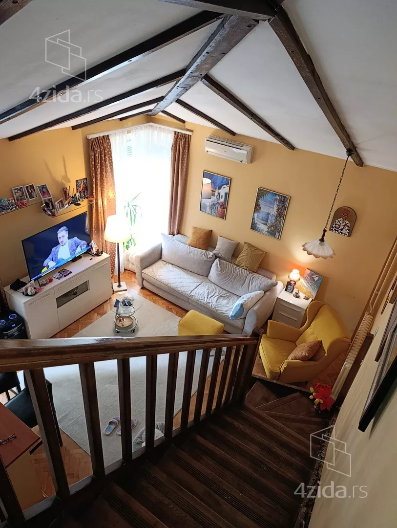 Troiposoban stan | 4zida