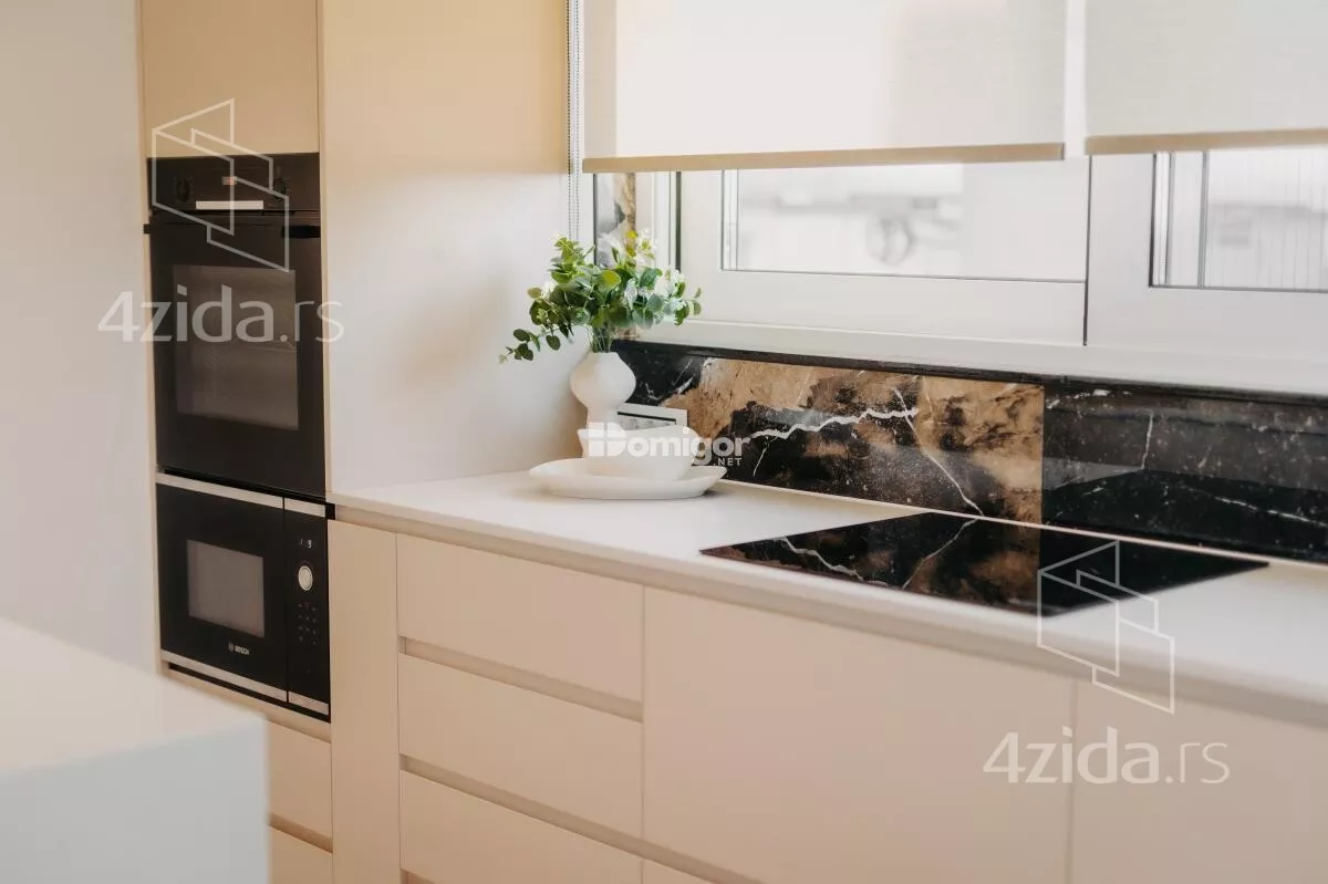 Petosoban stan | 4zida