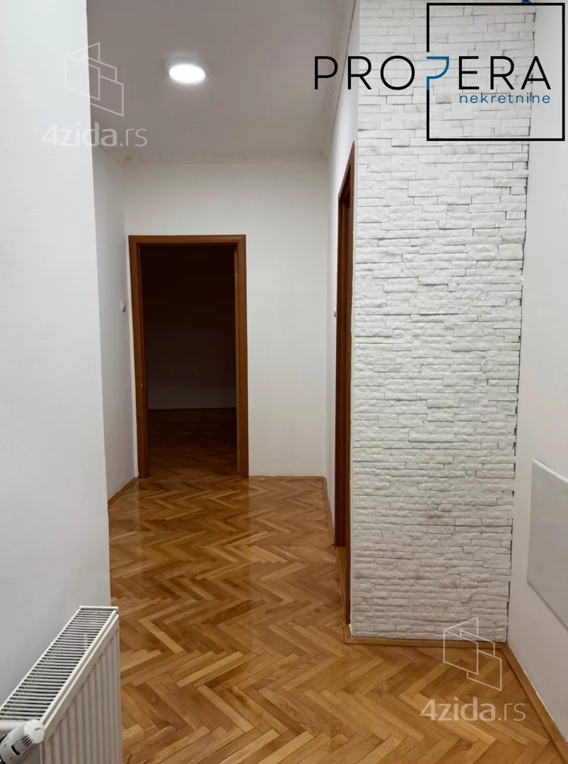 Kancelarija | 4zida