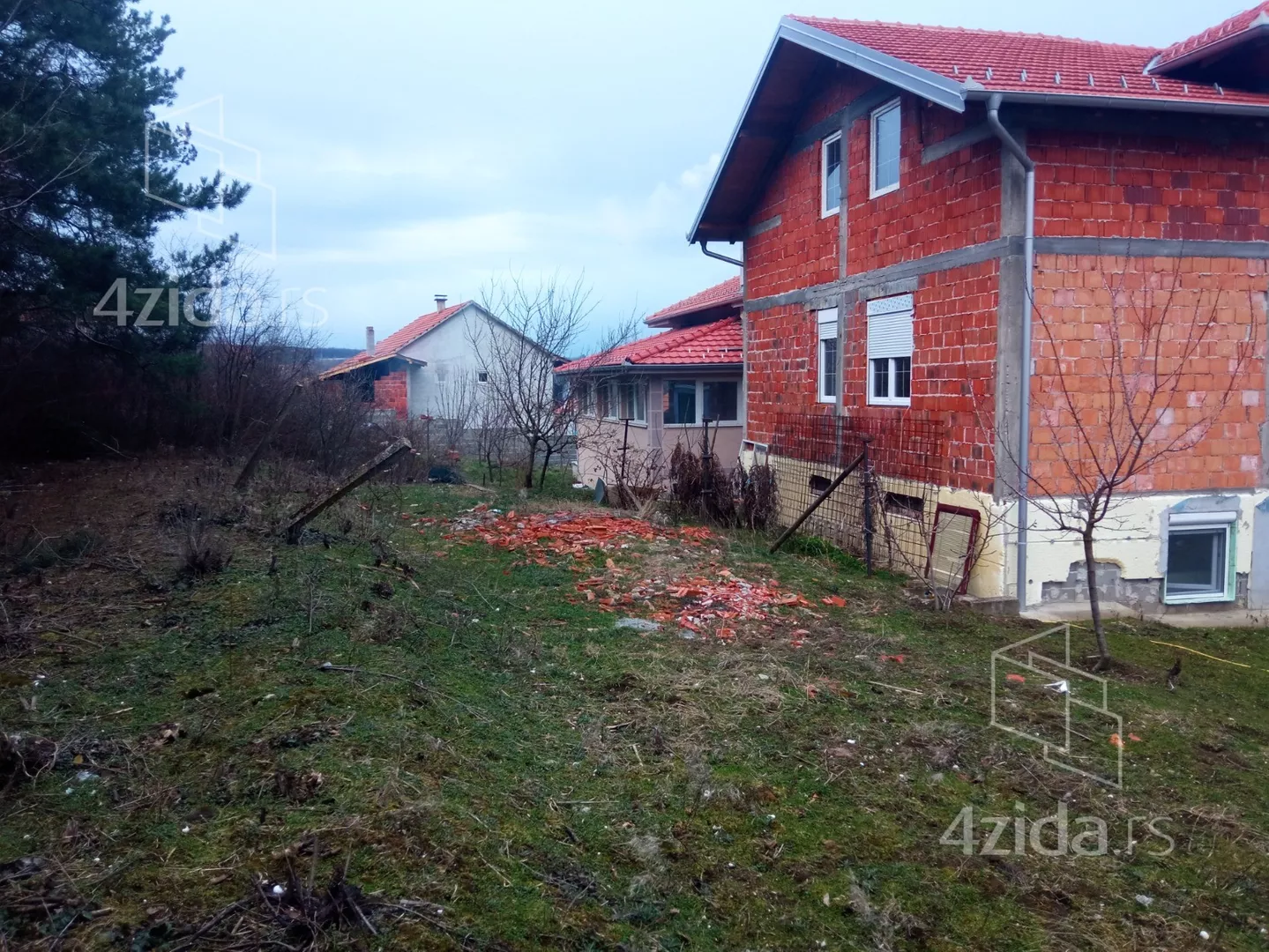 3-etažna kuća | 4zida