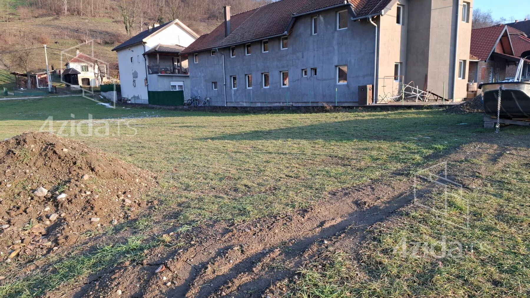 Građevinsko zemljište | 4zida