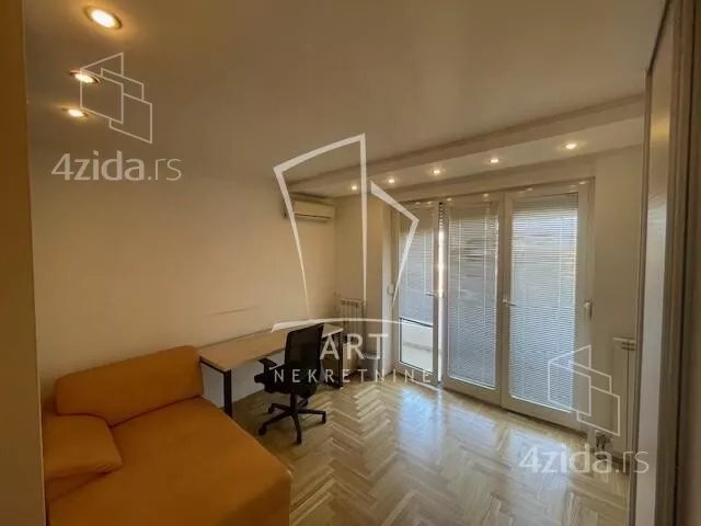 Kancelarija | 4zida