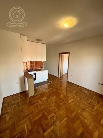 Adamovićevo Naselje | 4zida.rs