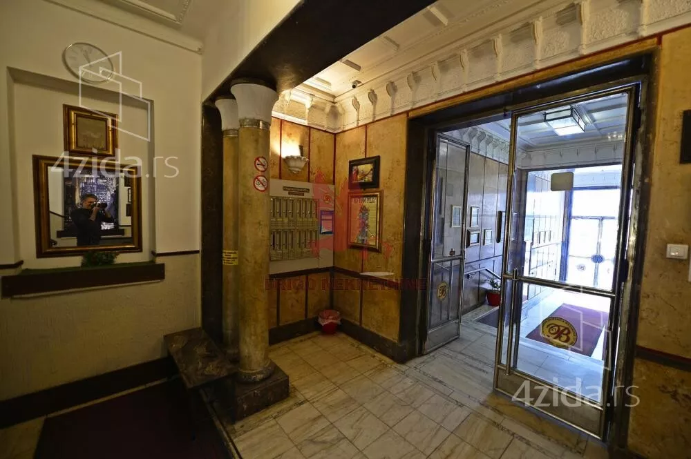 Četvoroiposoban stan | 4zida