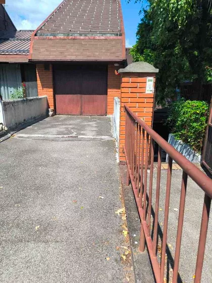 Višnjička Banja | 4zida.rs