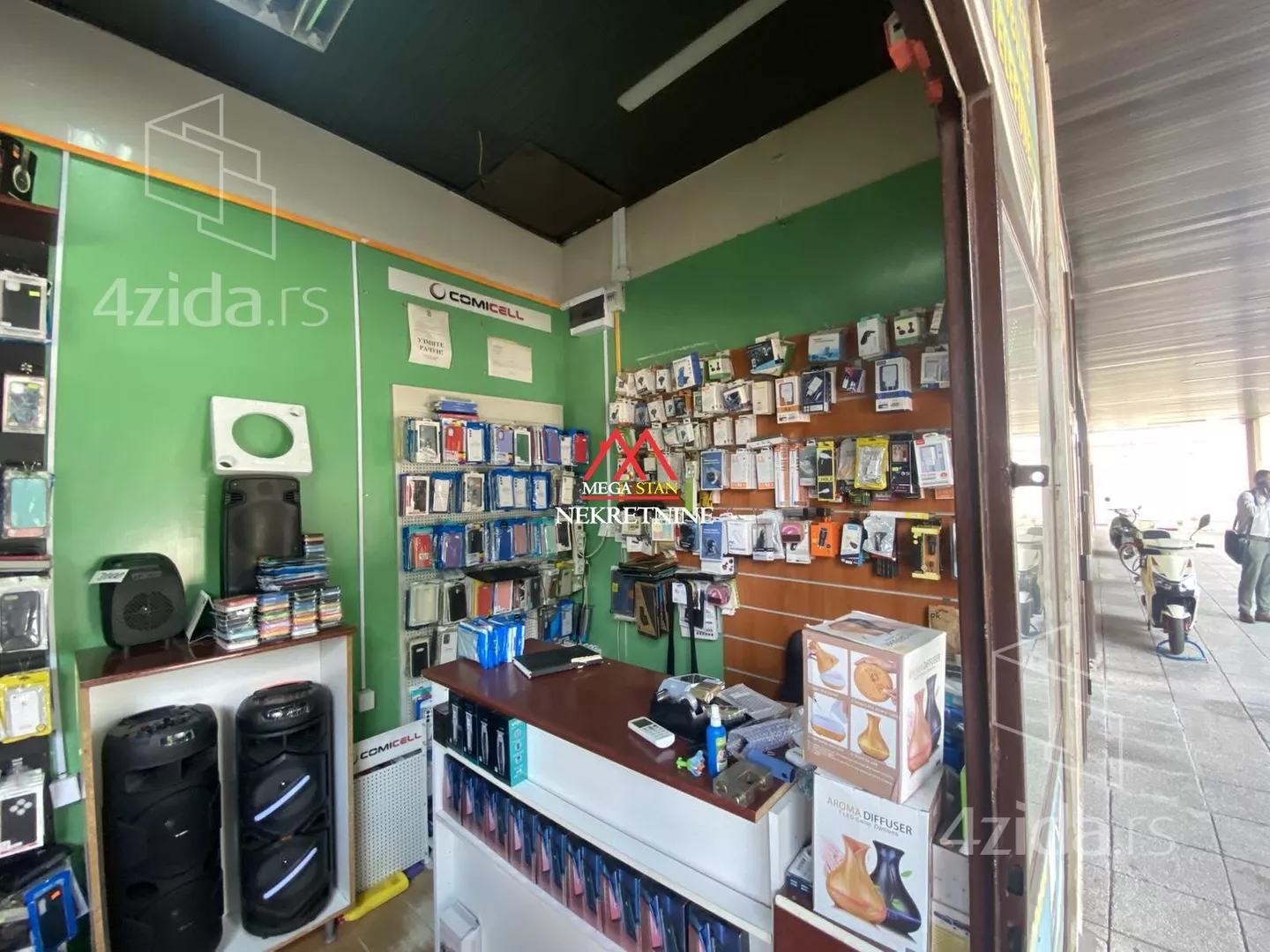 Lokal | 4zida