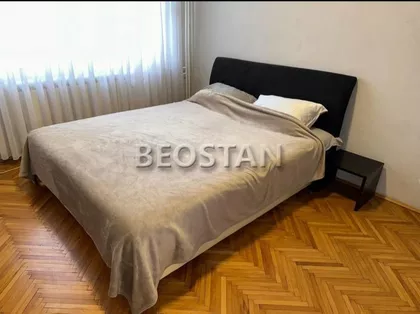 Savski Trg | 4zida.rs