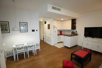 Crveni Krst Zvezdara | 4zida.rs