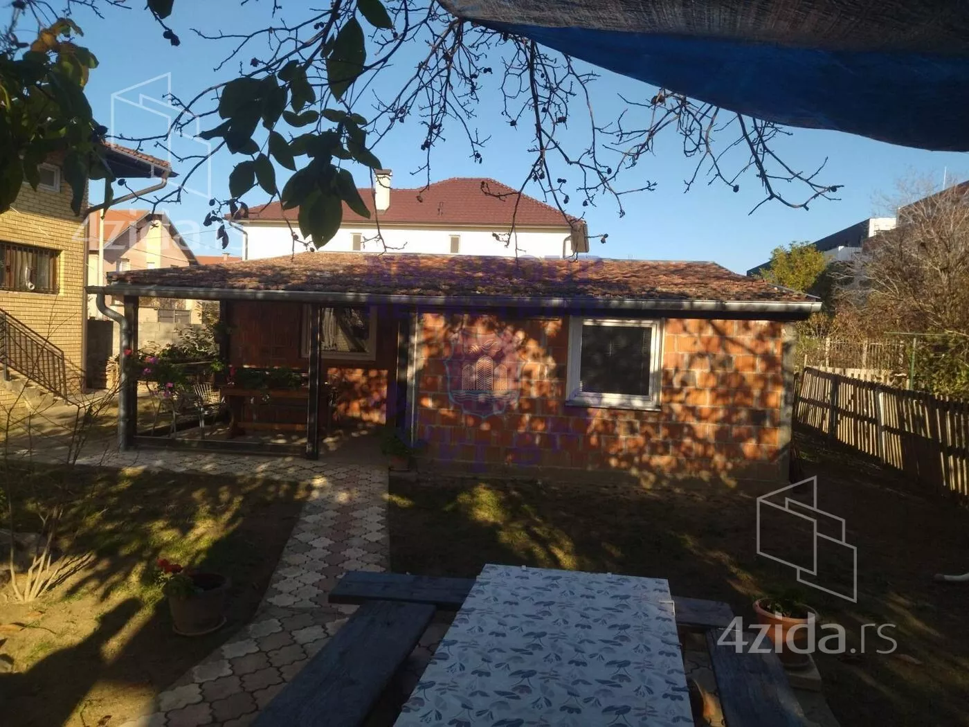 3-etažna kuća | 4zida