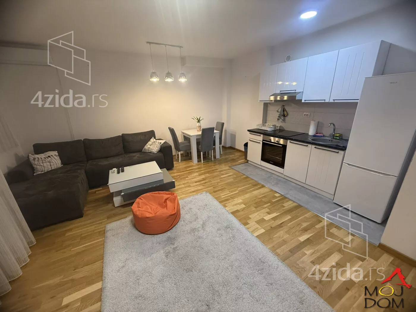 Jednoiposoban stan | 4zida