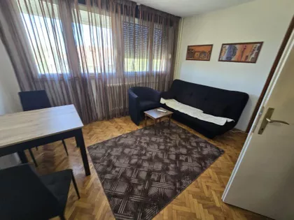 Marije Bursać | 4zida.rs