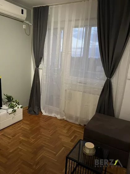 Bulevar Patrijarha Pavla (Somborski Bulevar) | 4zida.rs