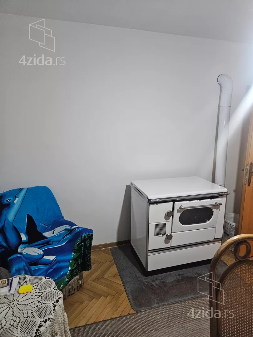 4-etažna kuća | 4zida