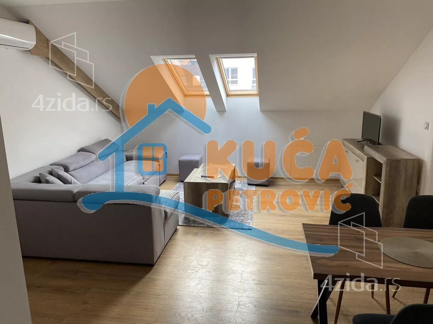 Dvoiposoban stan | 4zida