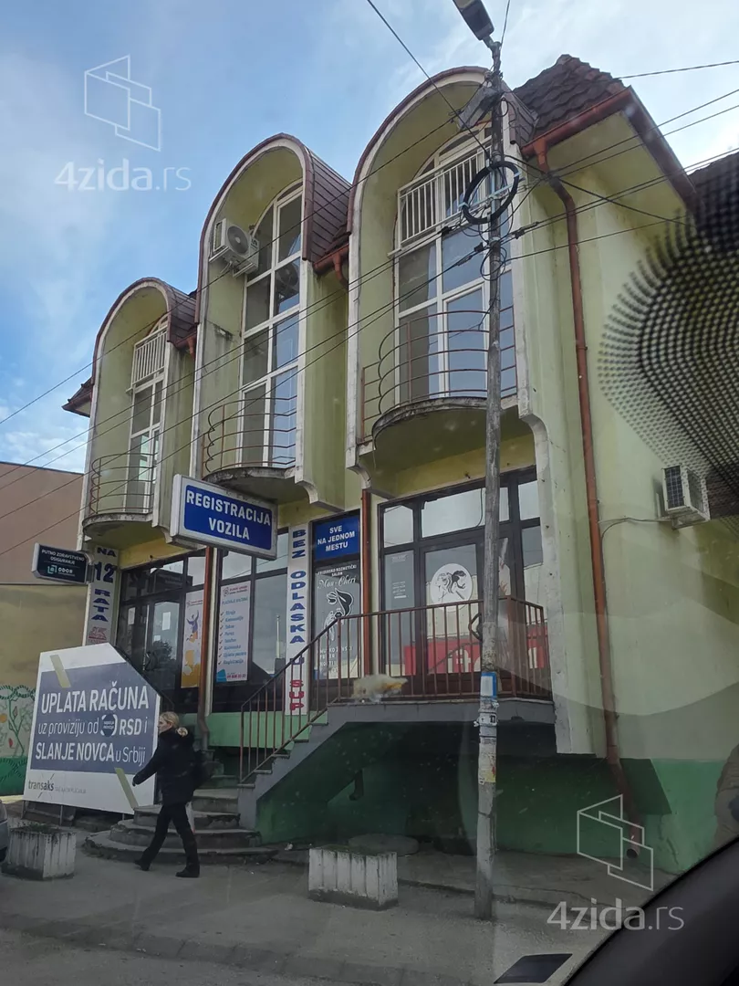 Poslovni prostor | 4zida