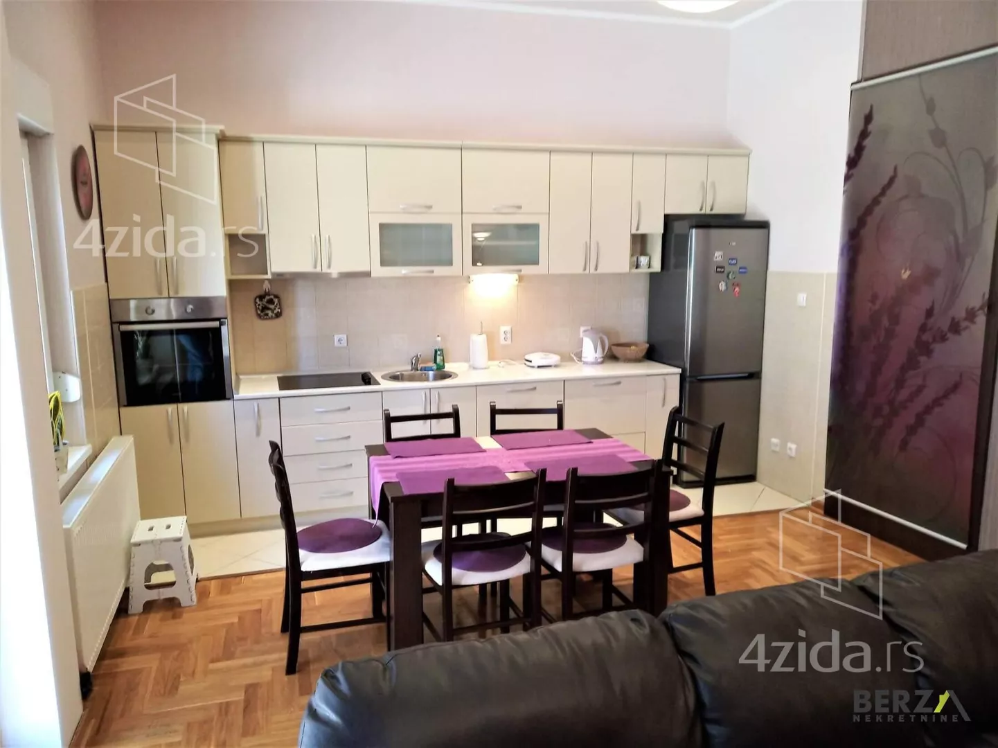 Troiposoban stan | 4zida