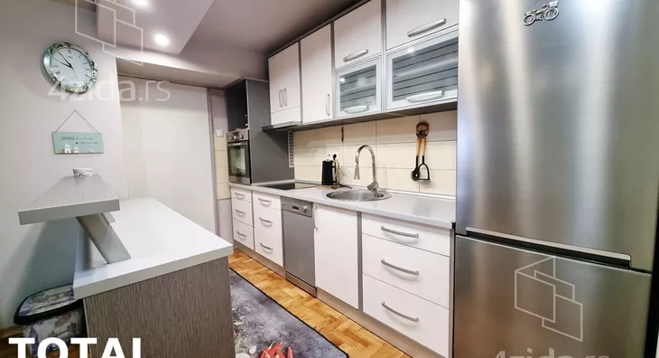 Troiposoban stan | 4zida