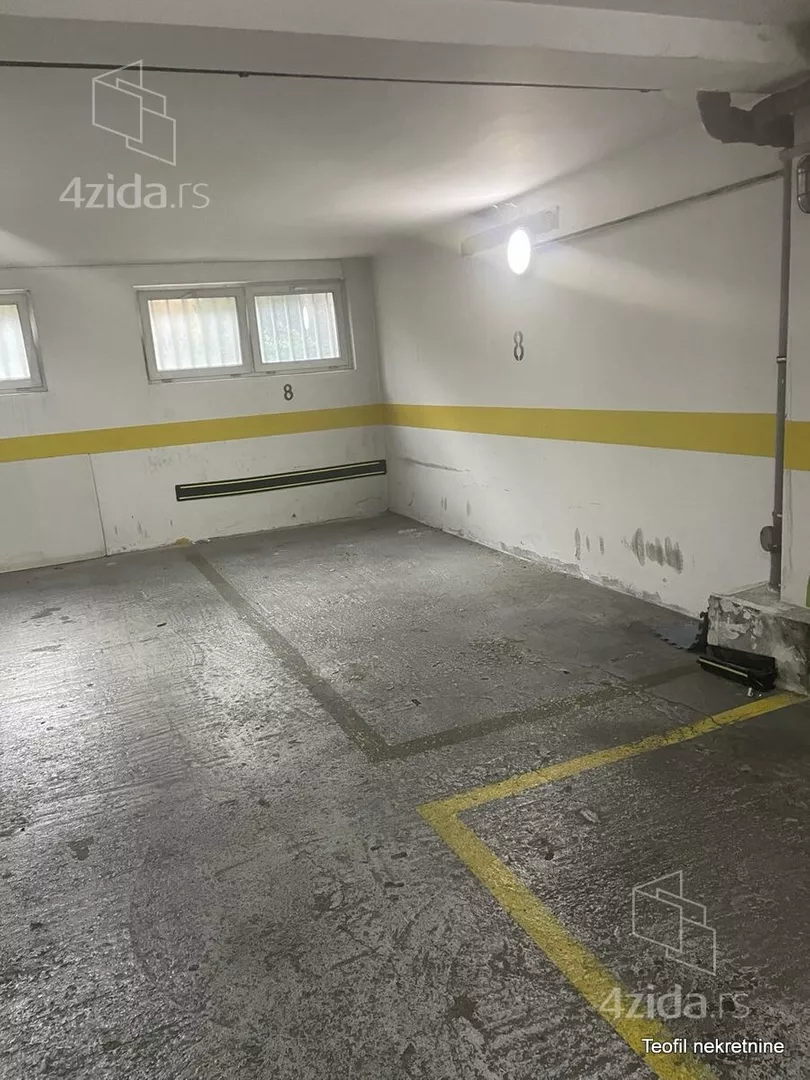 Garaža/Parking | 4zida