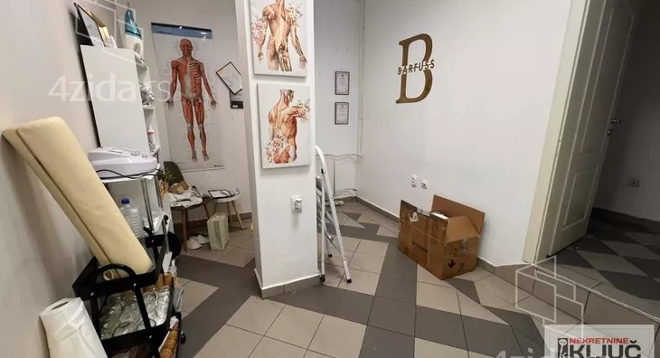 Poslovni prostor | 4zida