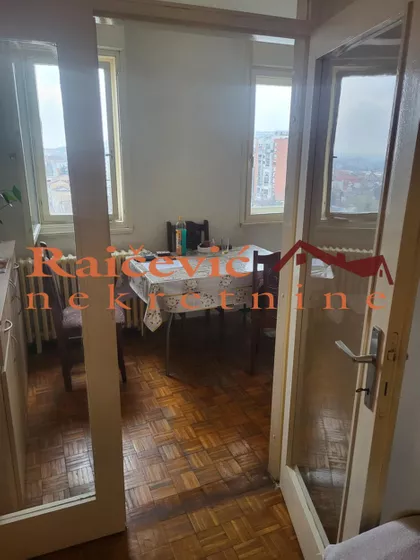 Sesnaestog oktobra | 4zida.rs