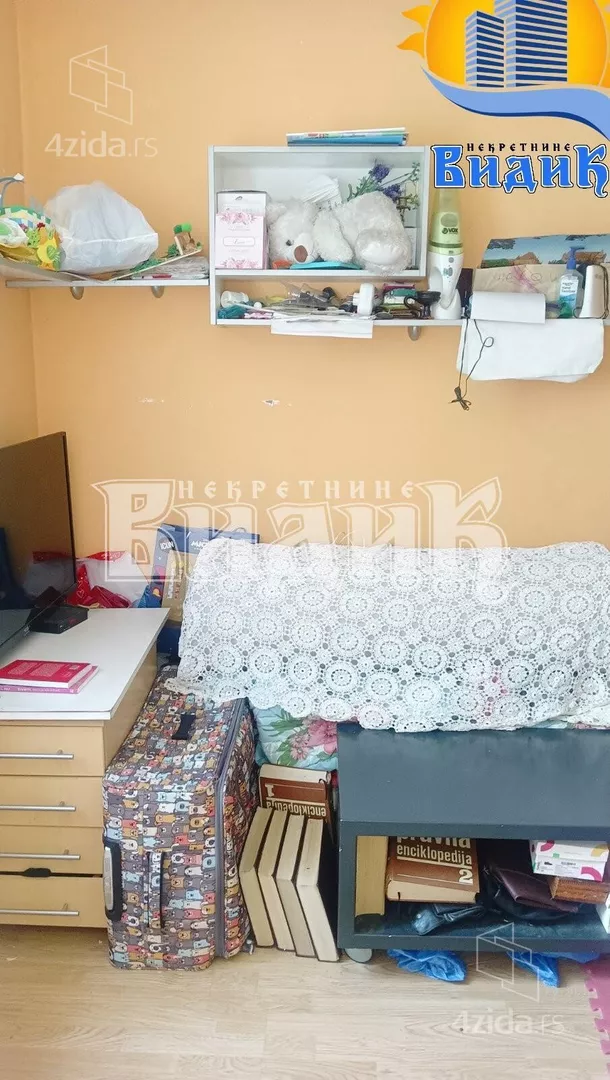 Troiposoban stan | 4zida