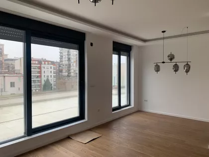 Braće Ribnikar | 4zida.rs