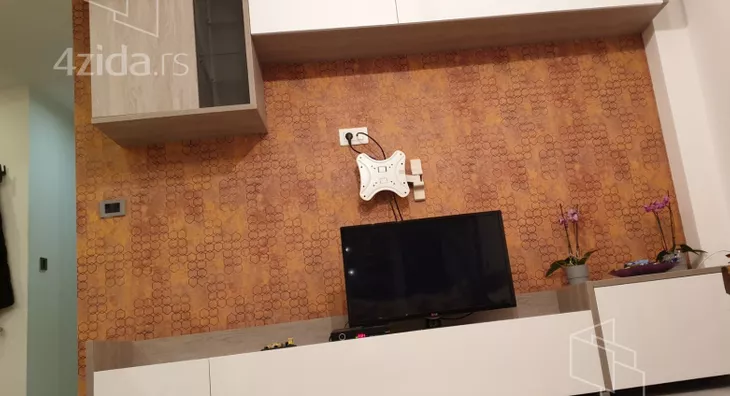 Četvoroiposoban stan | 4zida