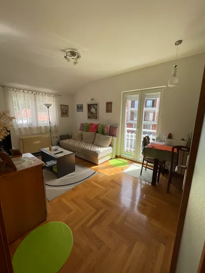 Nemanjina | 4zida.rs