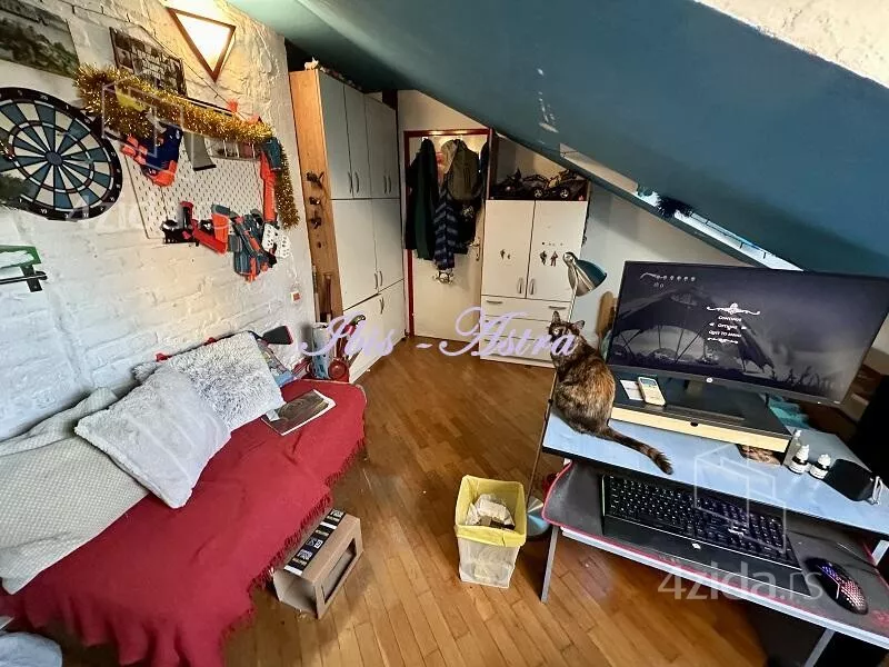 Petosoban stan | 4zida