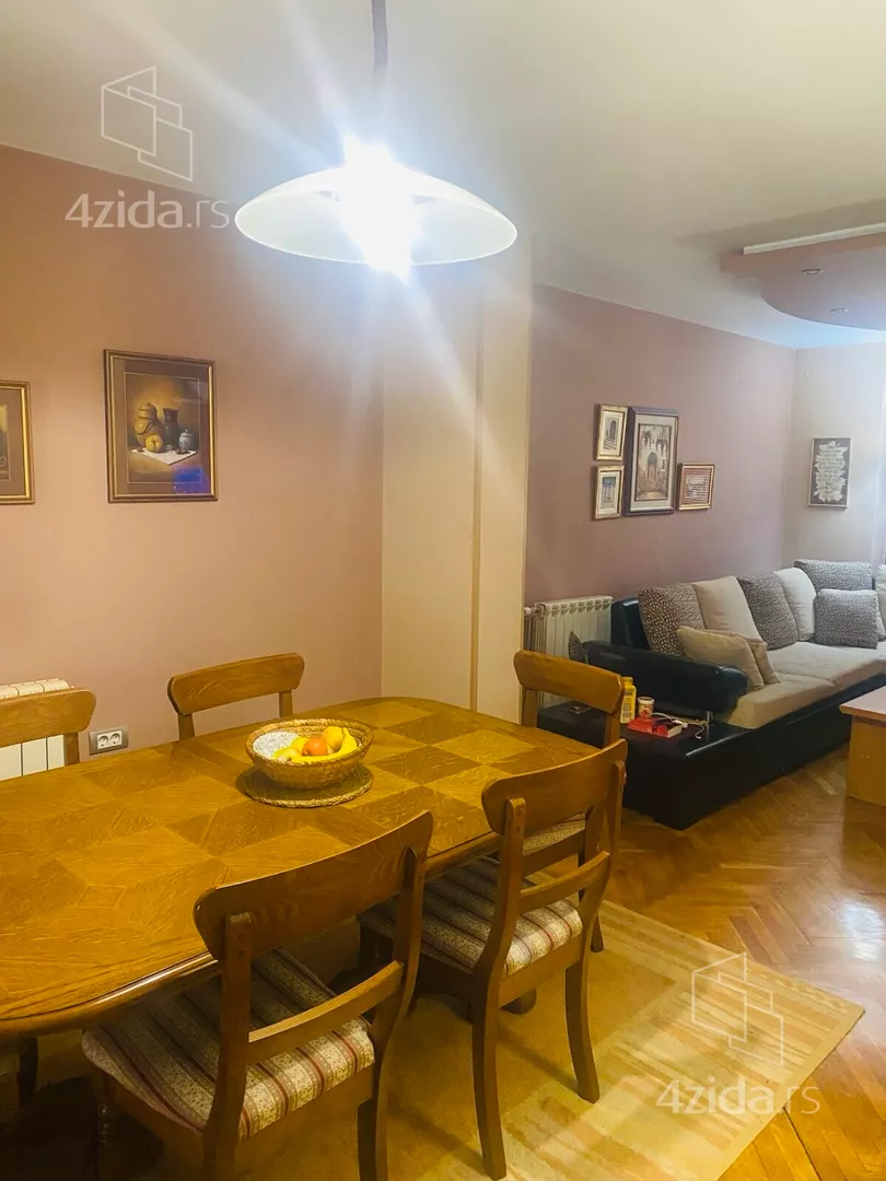 3-etažna kuća | 4zida