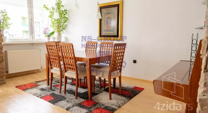 Petosoban stan | 4zida