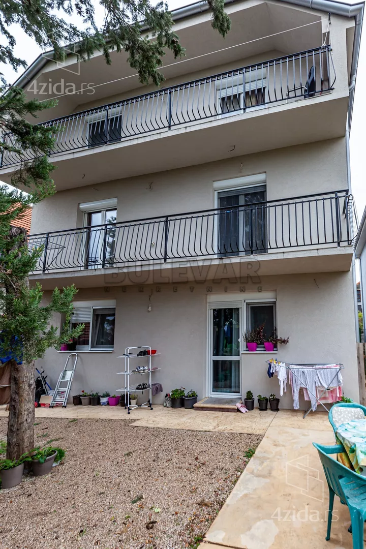 3-etažna kuća | 4zida