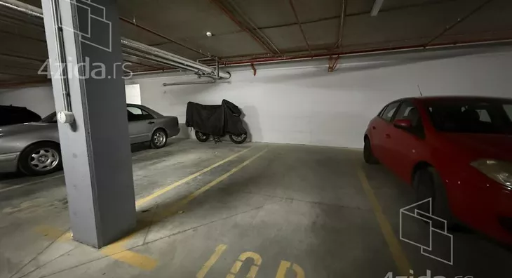 Garaža/Parking | 4zida