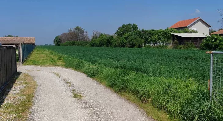 Građevinsko zemljište | 4zida