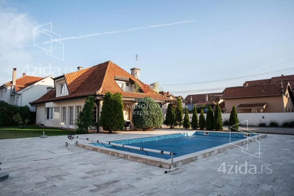 Kuća | 4zida