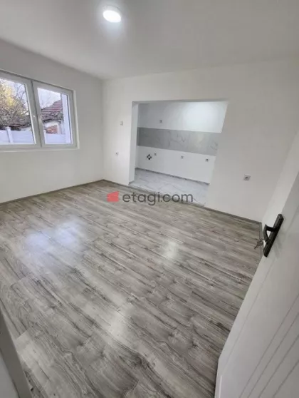 Crveni Krst | 4zida.rs