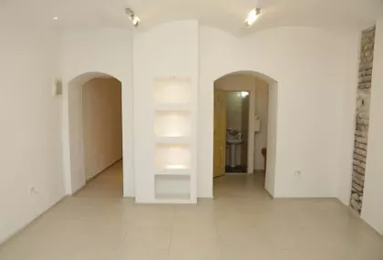 Cara Uroša | 4zida.rs