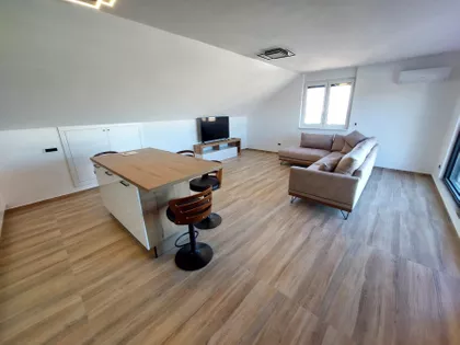 Sremska Kamenica | 4zida.rs