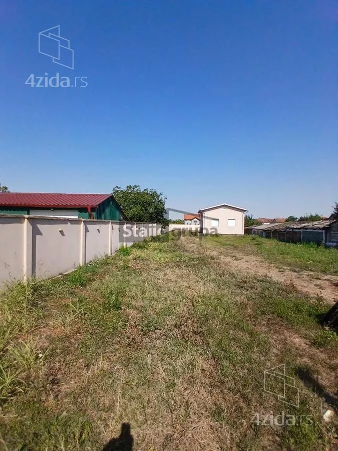 Plac | 4zida