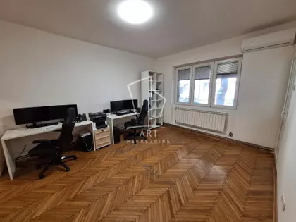 22. Oktobra | 4zida.rs