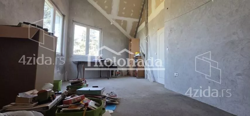 Kuća | 4zida
