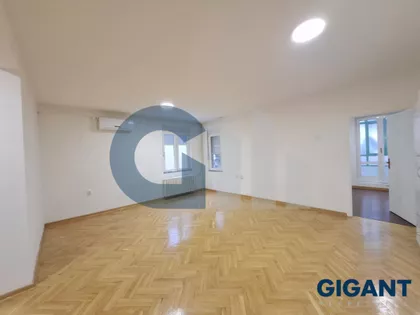 Lamartinova | 4zida.rs