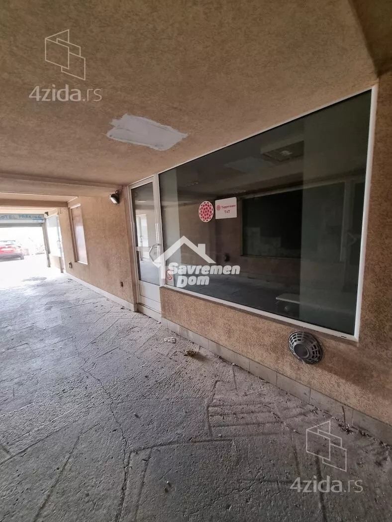 Poslovni prostor | 4zida