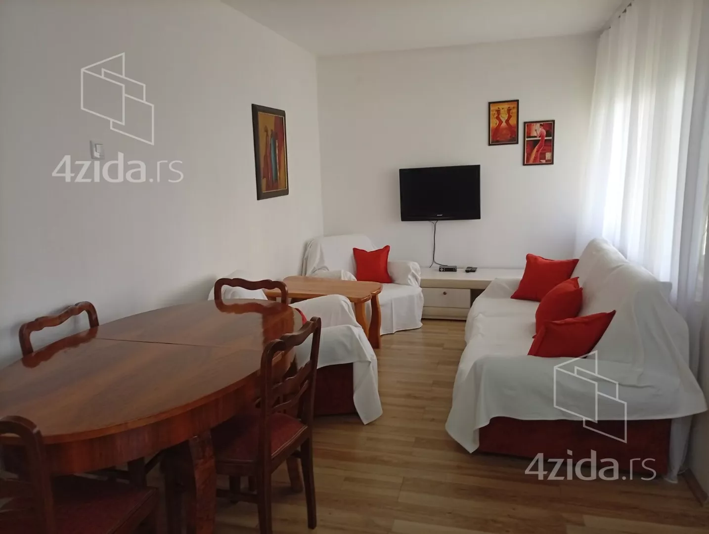 Jednoiposoban stan | 4zida