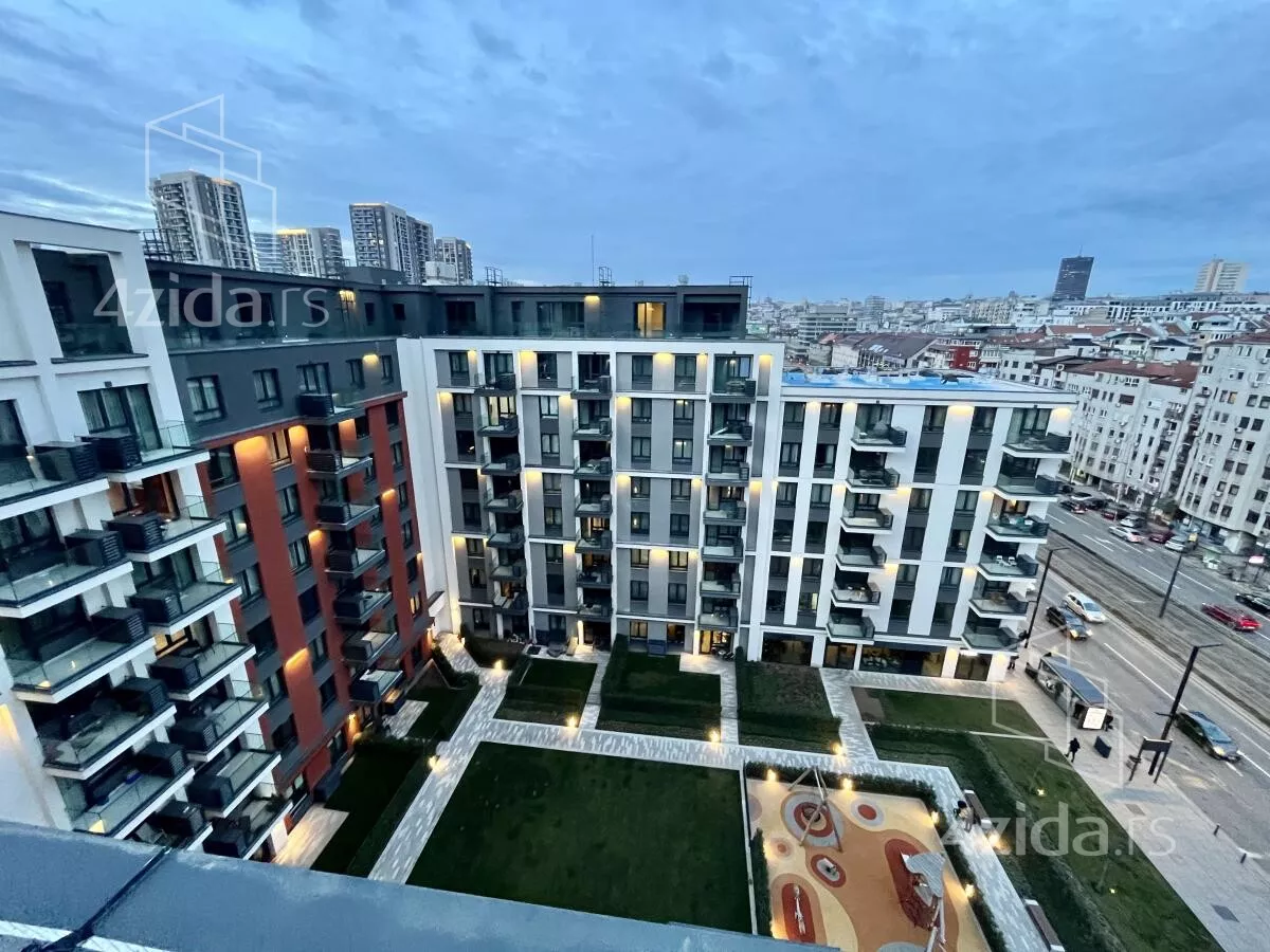 Četvorosoban stan | 4zida