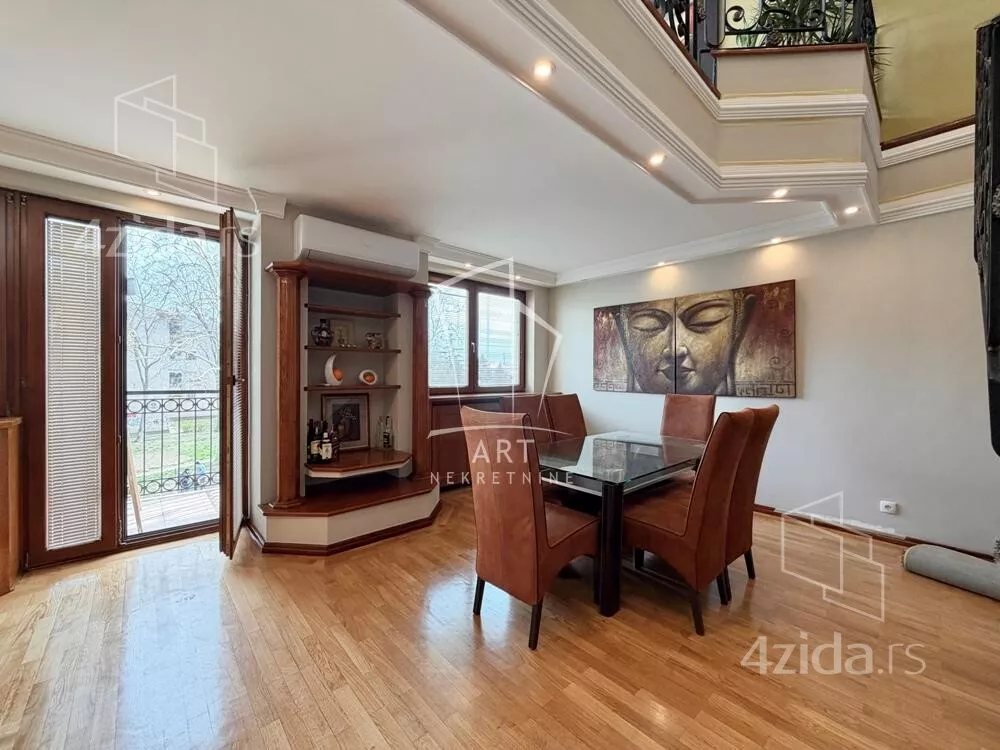 Petosoban stan | 4zida