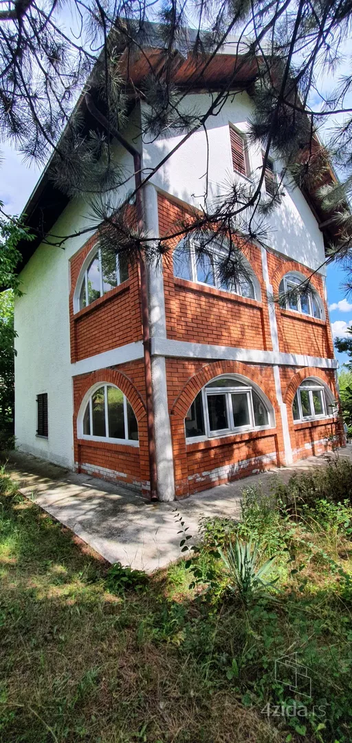 3-etažna kuća | 4zida