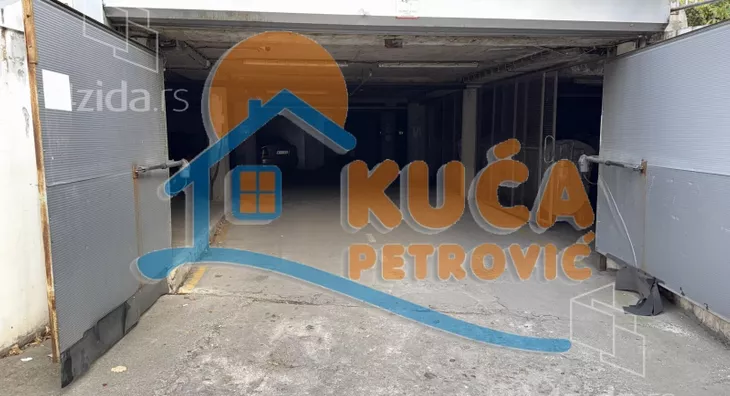 Garaža | 4zida