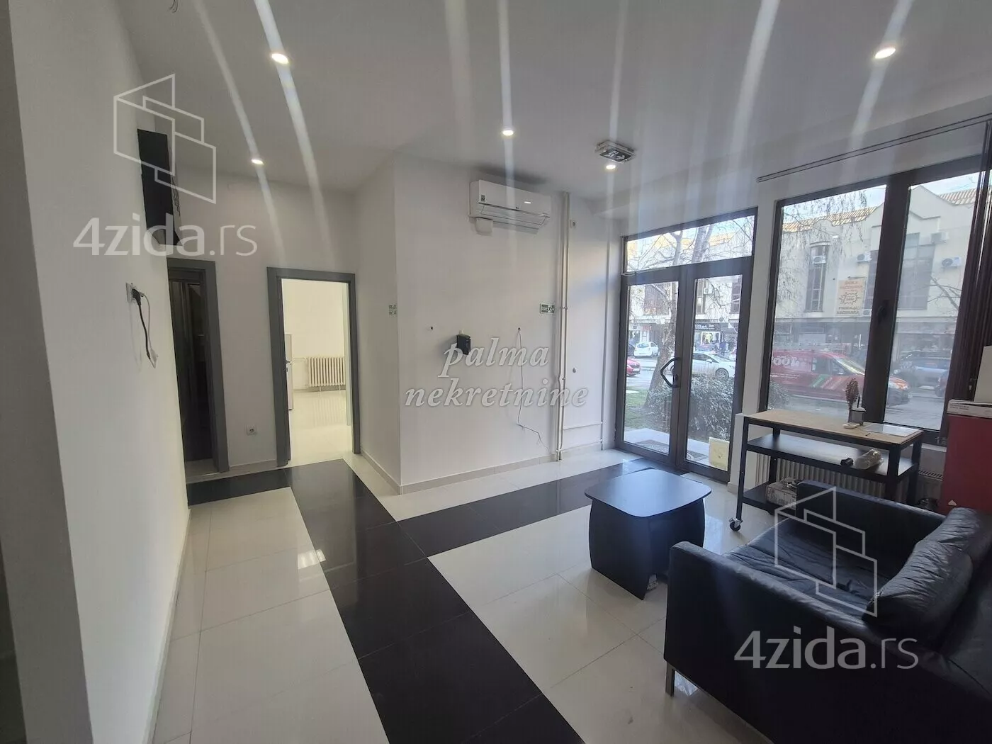 Poslovni prostor | 4zida