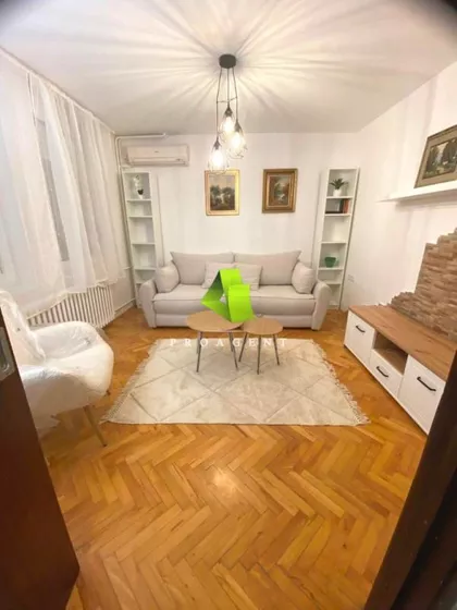 Bulevar Nemanjića | 4zida.rs